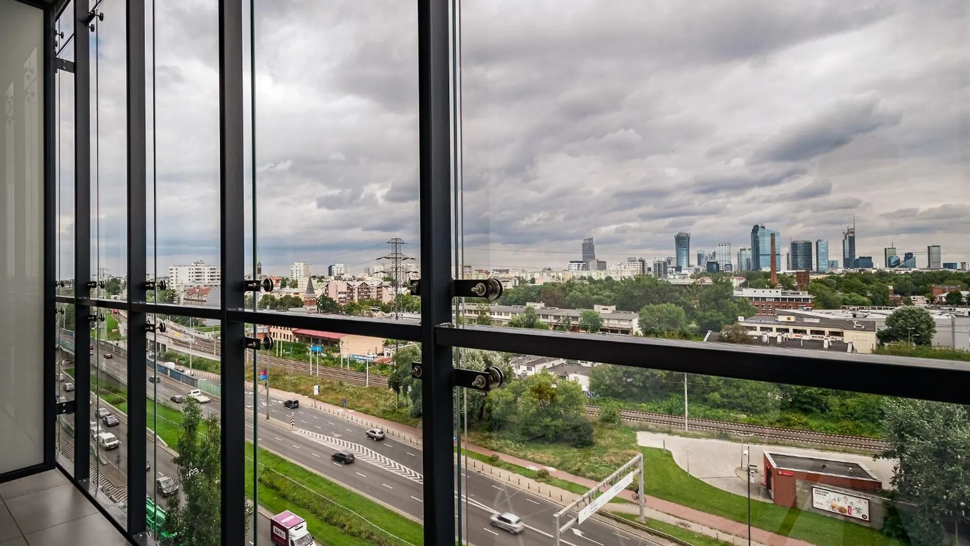 Apartment Prymasa Tysiaclecia 83A City Center View By Perfect Apart Warsaw